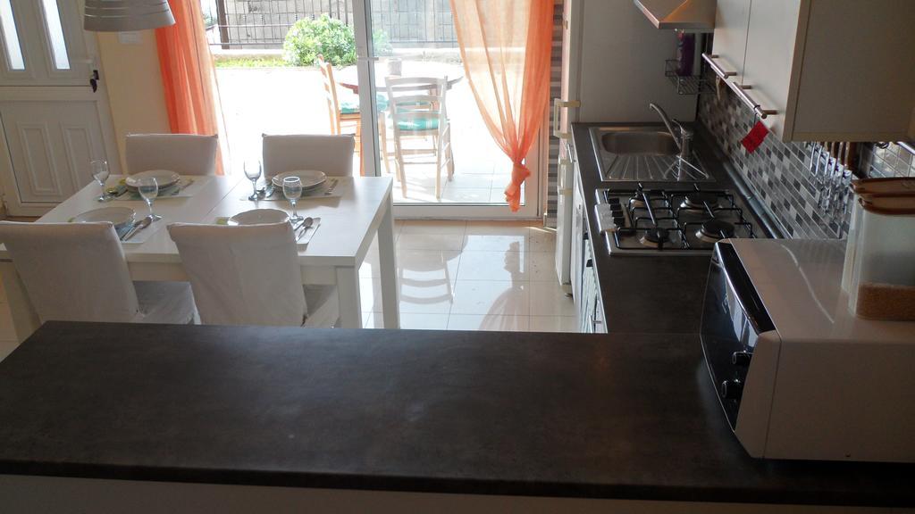 Apartment Sanja Primošten Buitenkant foto